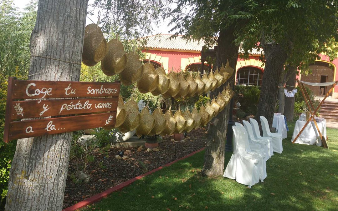 Detalle para sol en el jardín exterior para recepción de boda en Finca la Reunida, Niebla